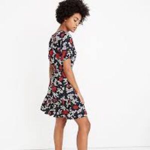 Madewell short blue floral dress size 6